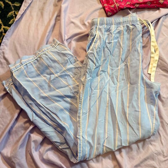 THREE Pairs of Pajama Pants (1 Pink print Capri, 2 Striped print wide leg) S/M - Picture 16 of 16